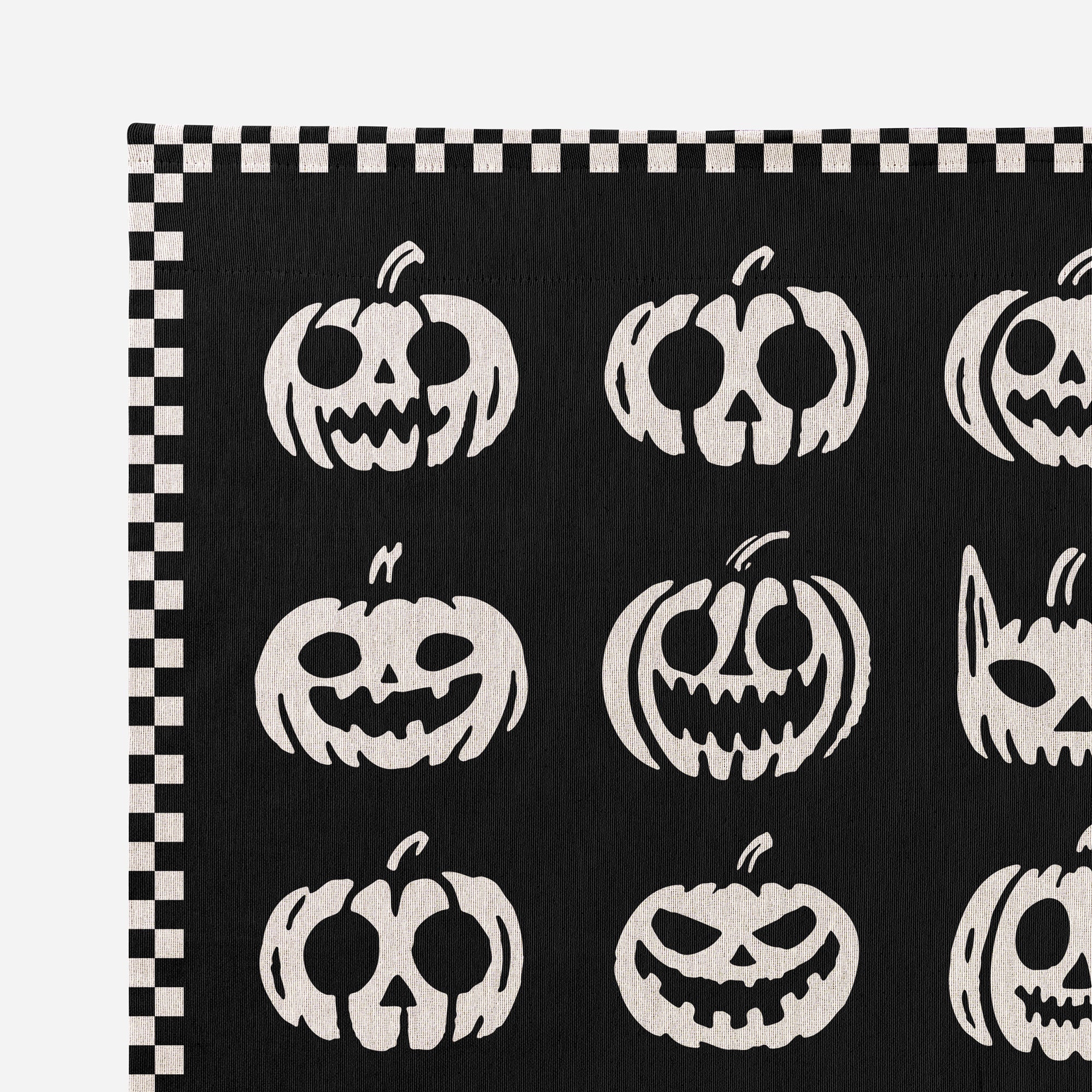 hon-halloweentapestry-pumpkin-black-03.jpg